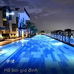 River Panorama 2 Bedroom Indochina+Canal River View
