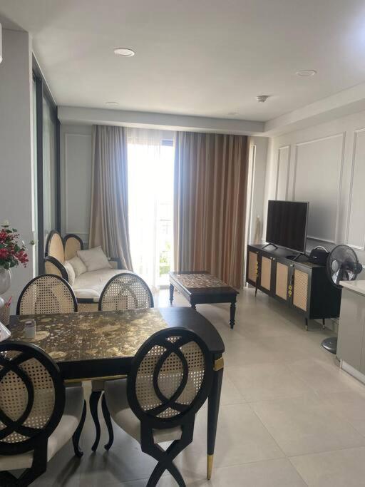 River Panorama 2 Bedroom Indochina+canal River View Căn hộ TP. Hồ Chí Minh